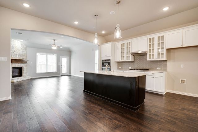 1537 Eagleton Lane, Northlake, TX 76226