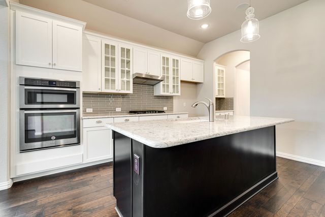 1537 Eagleton Lane, Northlake, TX 76226