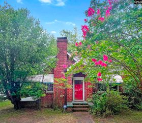 621 Poplar Street, Cayce, SC 29033
