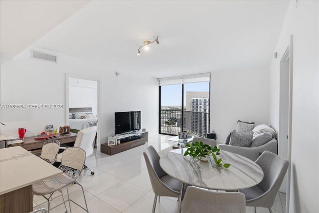 5300 Paseo Blvd 1803, Doral, FL 33166