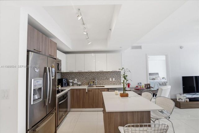 5300 Paseo Blvd 1803, Doral, FL 33166