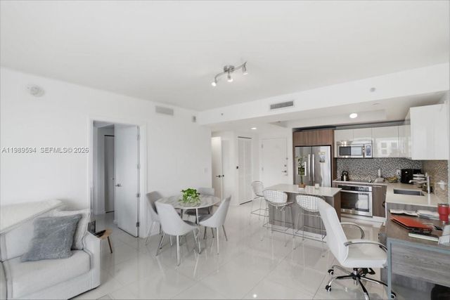 5300 Paseo Blvd 1803, Doral, FL 33166