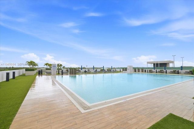 5300 Paseo Blvd 1803, Doral, FL 33166