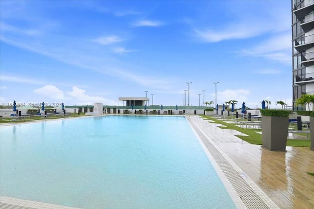 5300 Paseo Blvd 1803, Doral, FL 33166