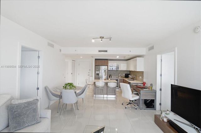 5300 Paseo Blvd 1803, Doral, FL 33166