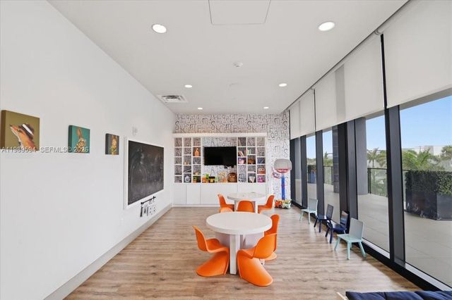 5300 Paseo Blvd 1803, Doral, FL 33166