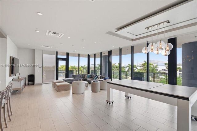 5300 Paseo Blvd 1803, Doral, FL 33166