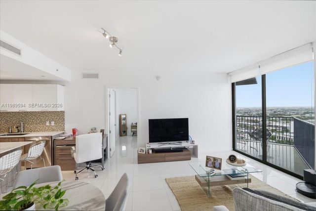 5300 Paseo Blvd 1803, Doral, FL 33166