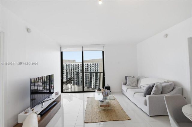 5300 Paseo Blvd 1803, Doral, FL 33166