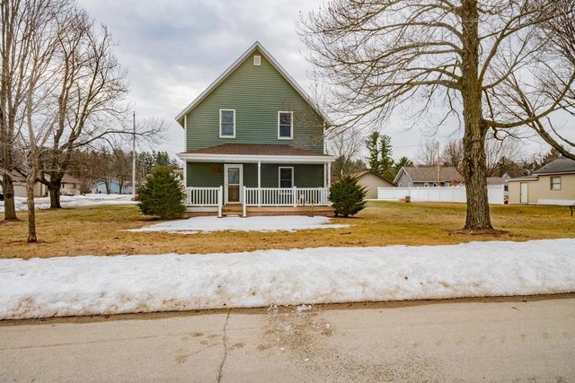 215 E ALFRED STREET, Weyauwega, WI 54983