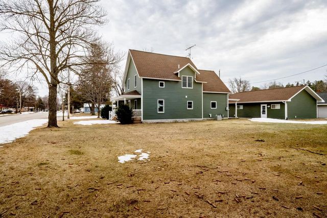 215 E ALFRED STREET, Weyauwega, WI 54983