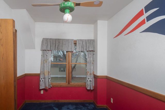 215 E ALFRED STREET, Weyauwega, WI 54983