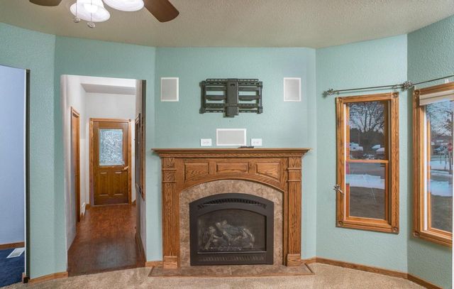 215 E ALFRED STREET, Weyauwega, WI 54983