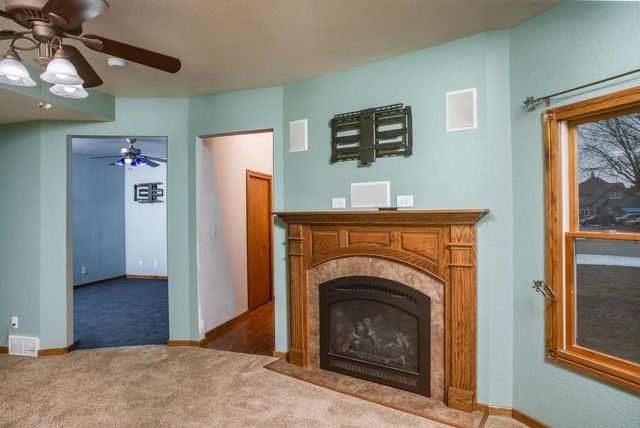 215 E ALFRED STREET, Weyauwega, WI 54983