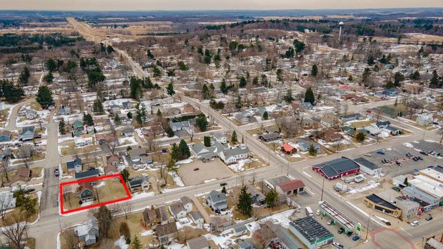 215 E ALFRED STREET, Weyauwega, WI 54983
