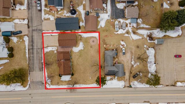 215 E ALFRED STREET, Weyauwega, WI 54983