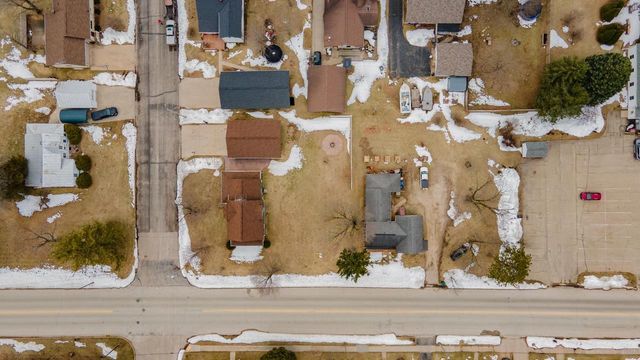 215 E ALFRED STREET, Weyauwega, WI 54983