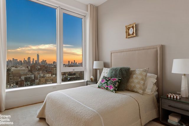 368 3RD Avenue PH34A, New York City, NY 10016