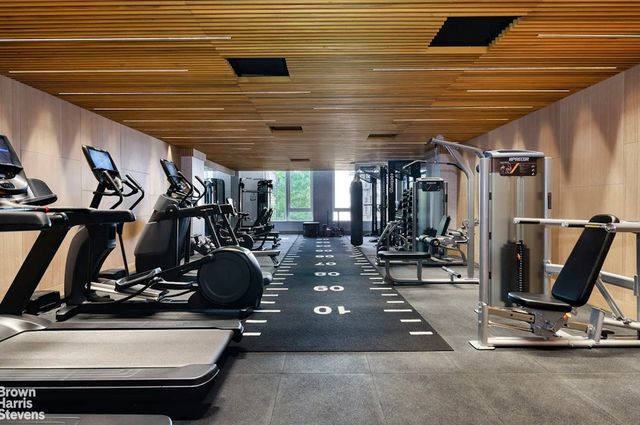 368 3RD Avenue PH34A, New York City, NY 10016