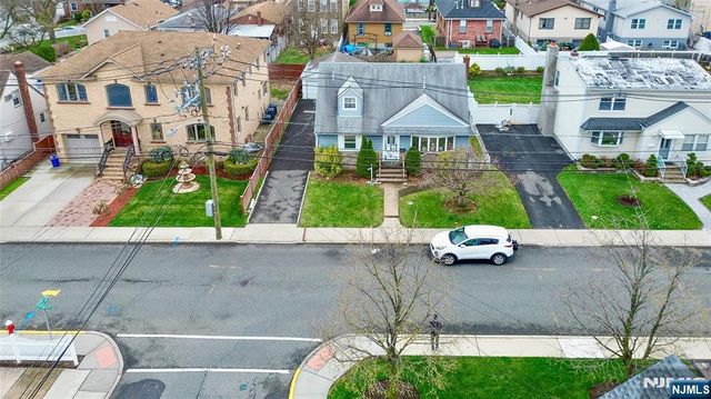 133 Franklin Street, Secaucus, NJ 07094