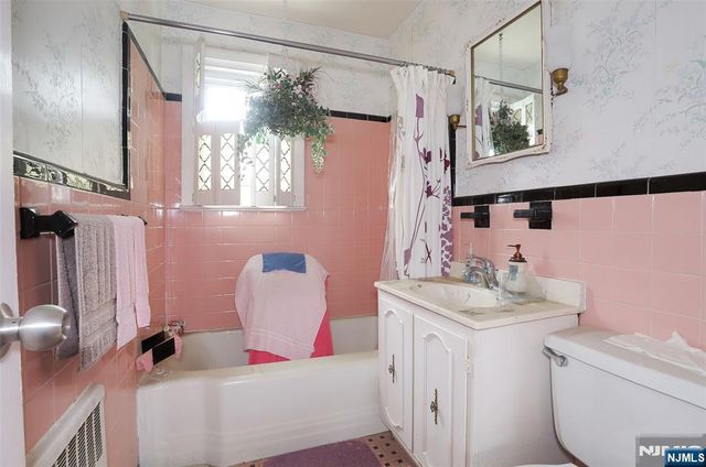 133 Franklin Street, Secaucus, NJ 07094