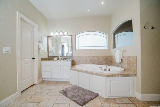 27931 BOGEN RD, New Braunfels, TX 78132