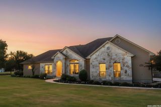 27931 BOGEN RD, New Braunfels, TX 78132