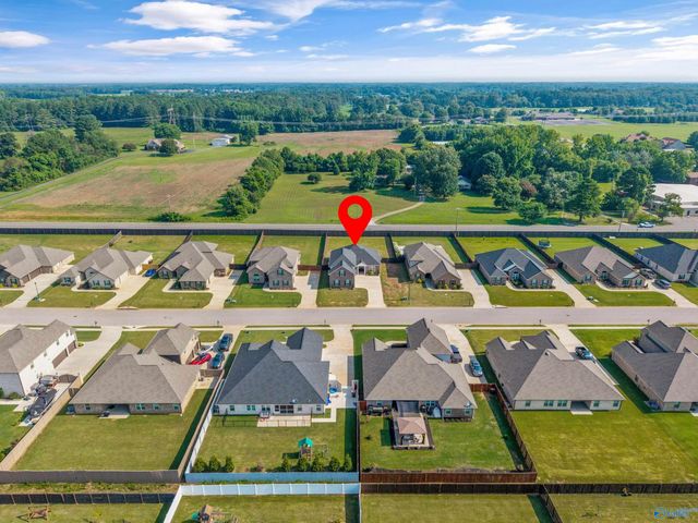 17050 Stonegate Drive, Athens, AL 35613