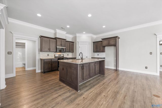 17050 Stonegate Drive, Athens, AL 35613