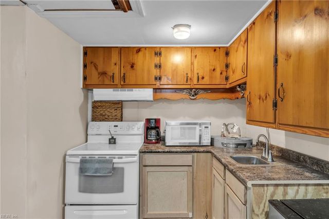 103 Decatur ST, Portsmouth, VA 23702
