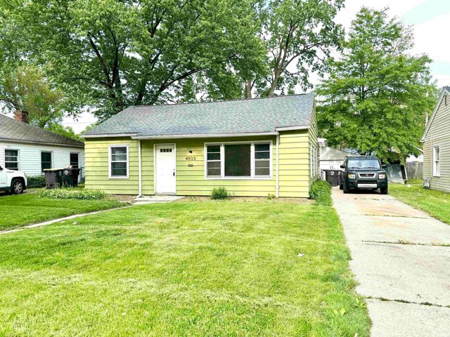 4503 Standish Drive, Fort Wayne, IN 46806