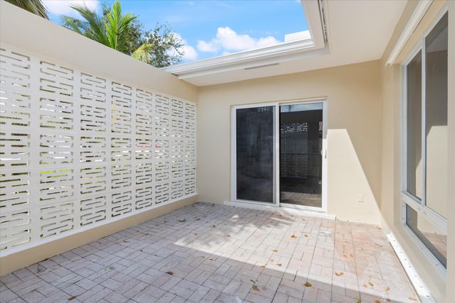 1931 NE 62ND Street, Fort Lauderdale, FL 33308