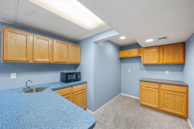 6019 W 124th Street, Leawood, KS 66209