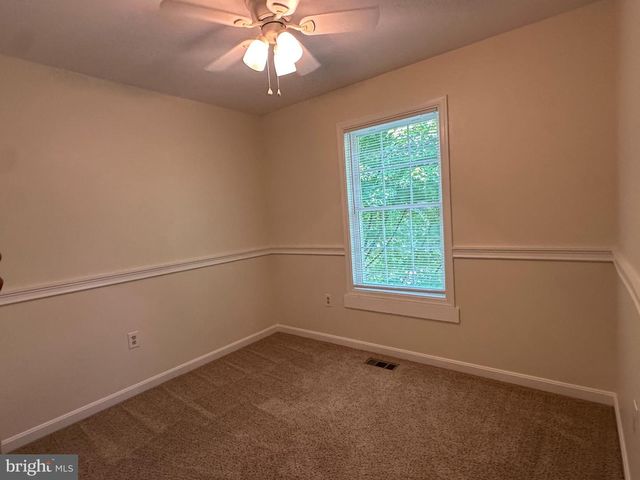 111 FOX CT, Winchester, VA 22603