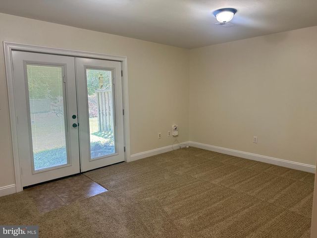 111 FOX CT, Winchester, VA 22603