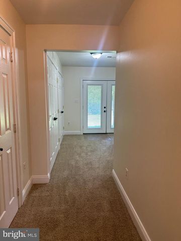 111 FOX CT, Winchester, VA 22603