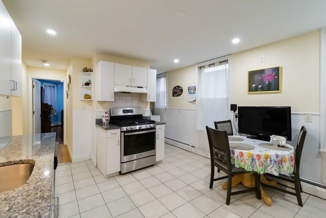 10 Beach Rd 1, Winthrop, MA 02152