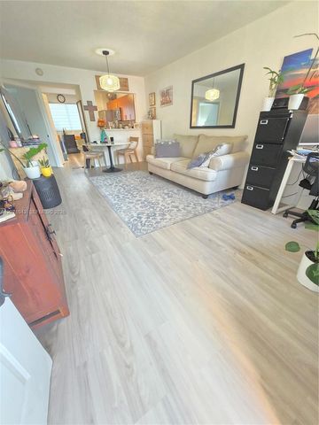 7205 NW 173rd Drive 604-6, Hialeah, FL 33015