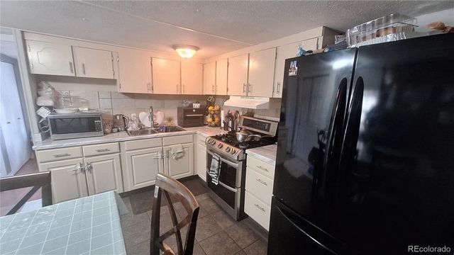 2853 Blue Jay Street, Denver, CO 80260