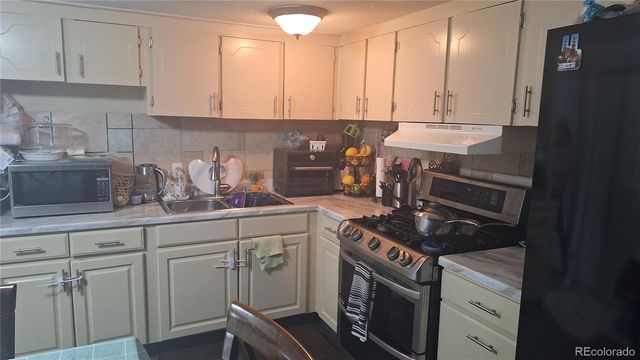 2853 Blue Jay Street, Denver, CO 80260