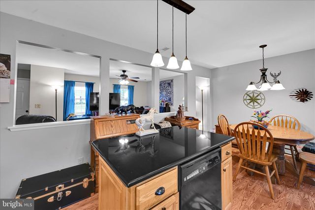 588 MULBERRY ST, Elizabethtown, PA 17022
