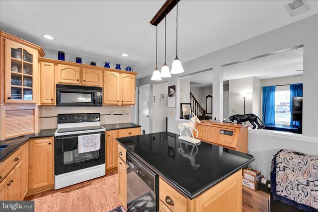 588 MULBERRY ST, Elizabethtown, PA 17022