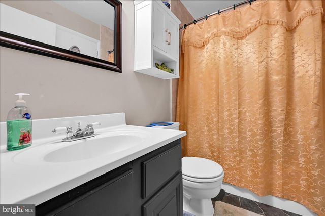 588 MULBERRY ST, Elizabethtown, PA 17022