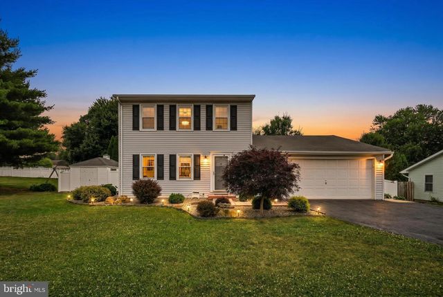 588 MULBERRY ST, Elizabethtown, PA 17022
