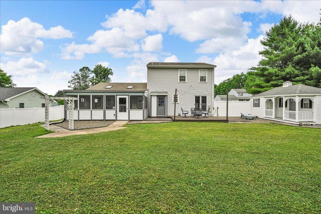 588 MULBERRY ST, Elizabethtown, PA 17022