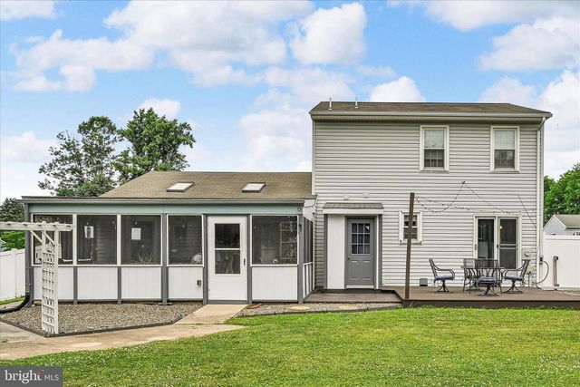 588 MULBERRY ST, Elizabethtown, PA 17022