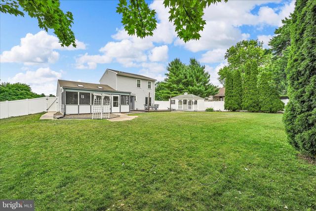 588 MULBERRY ST, Elizabethtown, PA 17022