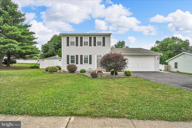 588 MULBERRY ST, Elizabethtown, PA 17022