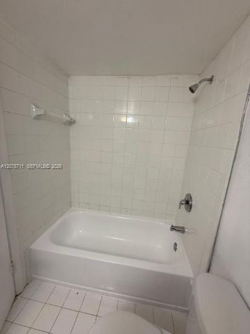 1305 W 46th Street 221, Hialeah, FL 33012