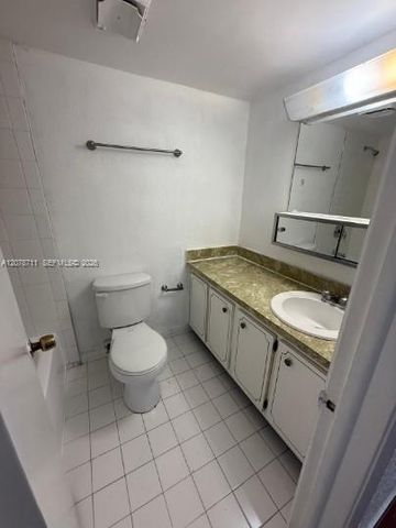 1305 W 46th Street 221, Hialeah, FL 33012